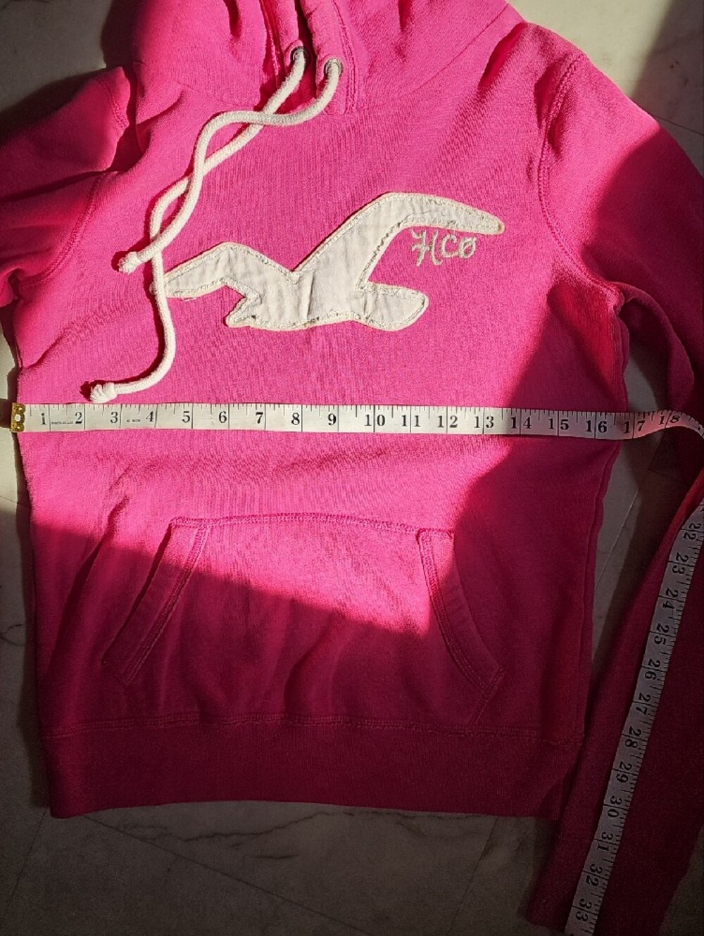 Hollister Bright Pink Logo Pullover Hoodie - Picture 5 of 6